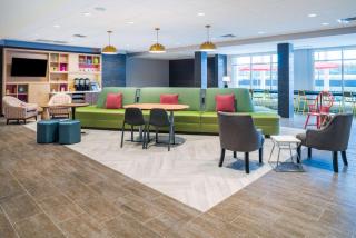 Home2 Suites By Hilton Brunswick - Brunswick - 1