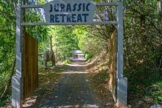 Spring Break PROMOS - Live the Dino Dream - Life-Size Dinos, 4BR with Hot Tub - Washougal - 5