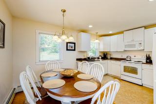 Barretts Watch Main House and Apartment - Boothbay - 7