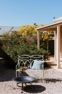 'Pebble Lane Cottage' A Charming Mudgee Stay - 2