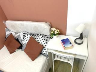 Luxurious Partition Room in Tecom Near Internet City Metro Station - Dubai - 3