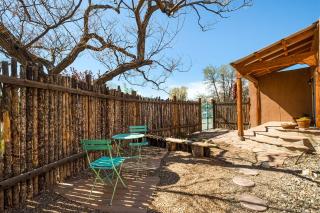 Nob Hill Home with Private Yard! - Albuquerque - 0