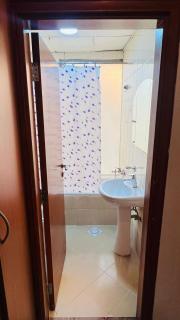 Double window Partition Room in Tecom Near Metro - 4