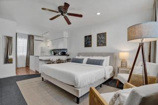 Marine Villas # 2 - Hollywood - 0