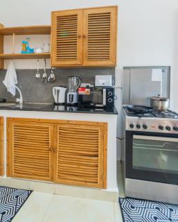 Chameleon house diani - 5