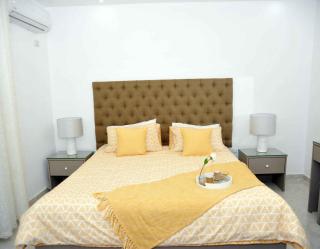 Executive One & Two bedroom apartments - 0