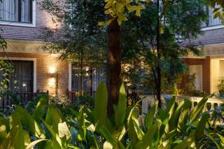 Hotel Thrive, A Tropical Courtyard - Kathmandu - 5