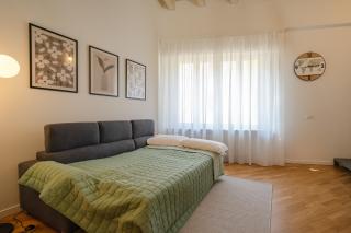 Parma Center Duplex Elegant Apartment with Netflix - Parma - 1