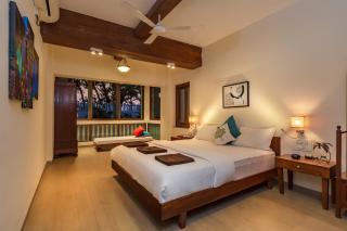 SaffronStays Aquamarina - 3BR Mediterranean style beachfront villa with pool, lawns & seafood dining near Nagaon Beach - 8