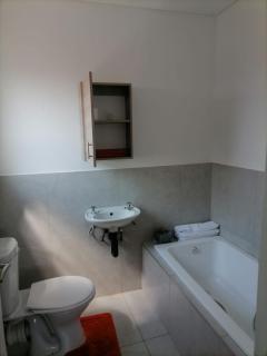 Serenity Guest House - Soweto - 5