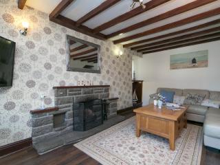 Pass the Keys Spacious Cottage in central Benllech with parking - Benllech - 4