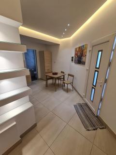 Crescent Corner - St Paul's Bay - 8