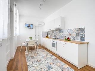 Arricàmpati Airport Rooms in Villa & RENT CAR - Carini - 4