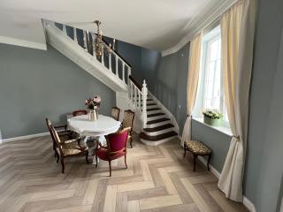 The Corner House - Hunedoara - 1