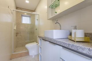 Agravável Apartamento a Poucos Minutos da Praia - Bombinhas - 5