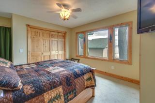 Lakefront Isle Escape with Dock and Fire Pit! - 1