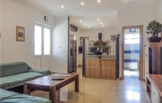 1 Bedroom Beautiful Apartment In Cavtat - Cavtat - 8
