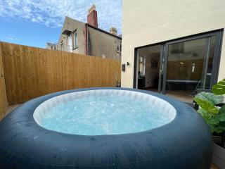 Central House-16 People+Hot Tub - Cardiff - 5