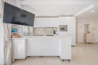 Flat -Puerto Banus -6 a 8 Persons-Pool-Parking - Marbella - 3