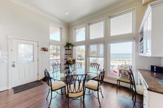 CedarGrove Hideaway - Montgomery - 1
