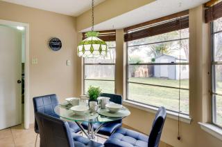 San Antonio Home Near Nature, Parks and Trails - San Antonio - 5