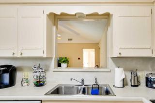 San Antonio Home Near Nature, Parks and Trails - San Antonio - 2