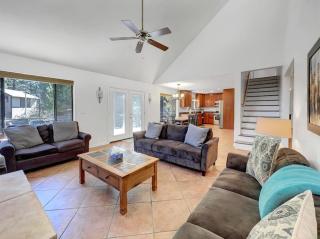 Aspen Ridge Lodge with private Hot Tub - Flagstaff - 3