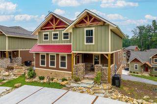 Poolside Paradise chalet - Gatlinburg - 0