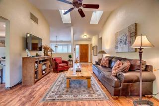 Skyline Stargazing Cabin with hot tub - Flagstaff - 5