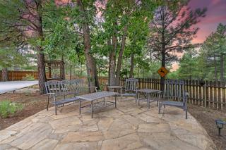 Lone Oak Lodge with AC Forest views - Flagstaff - 4