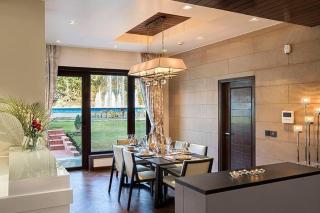 An extravagant Pushp villa overlooking the Ganges - 6