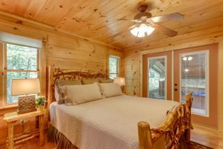 Blue Ridge Cabin Rental with Hot Tub and Creek Access! - Blue Ridge - 1