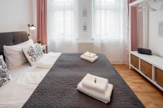 Goethe Palais Suite Charlotte 4P l Lift I ParkplatzI Zentrum I Helios - Aue - 4