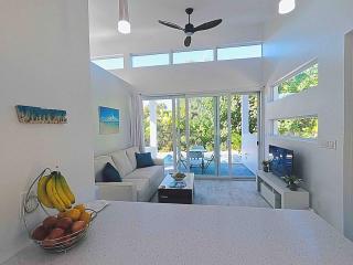 Gracehaven Villas -Choose you own private villa with pool - 250 yds to Grace Bay beach - Providenciales - 5