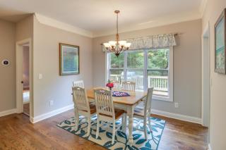 Serene Shores Lakefront House with Dock! - Waleska - 2