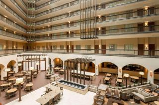 Embassy Suites by Hilton Dallas-Love Field - 8