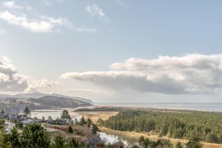 Summit Lighthouse - Meredith Lodging - Pacific City - 9