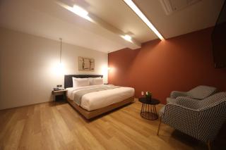 Dongnae Hound Hotel Sajik Minam Station - Busan - 5