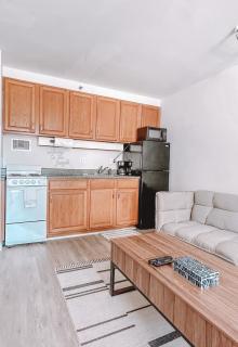 Modern Studio - Heart of Waikiki with Parking! - Honolulu - 6