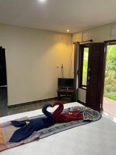 Oemah Omang Guest House Manggissari - Pulukan - 3