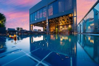 Northern Charm Hotel - 0