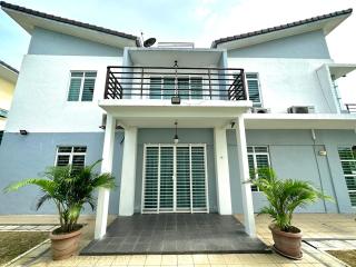 BNB Casa Grande at Rawang - spacious, 15 pax and WiFi - Rawang - 3