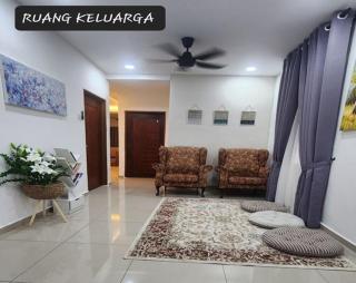 AliyaRoseMuslim Homestay - Ayer Keroh - 3