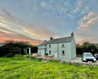 Style House by Flying Stays. - Tenby - 0