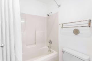 Super 8 by Wyndham Bourbonnais/Kankakee Area - Bourbonnais - 5