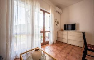 Two-Bedroom Apartment In Vinisce - Vinišće - 3