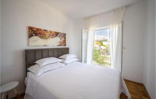 One-Bedroom Apartment In Vinisce - Vinišće - 2