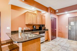 Chula Vista Condo Unit 2645 and 2647 Full Property - Wisconsin Dells - 5