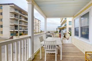 Entire House 12 Street OceanBlock - Ocean City - 8