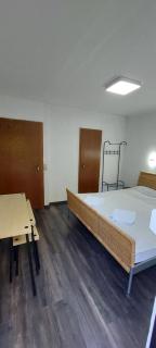 Black Bear Bikers Pub-Hotel - 2